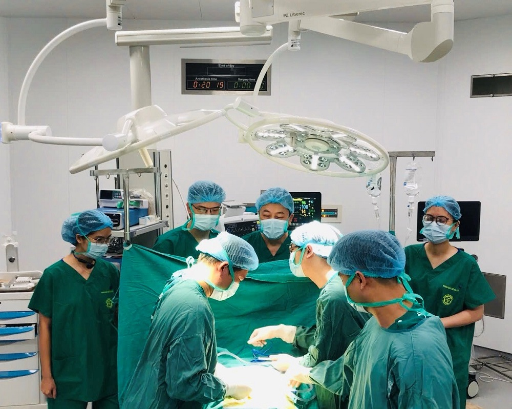 Bệnh viện Bạch Mai cơ sở Ninh Bình: Hai bệnh nhân đột quỵ được cứu trong 